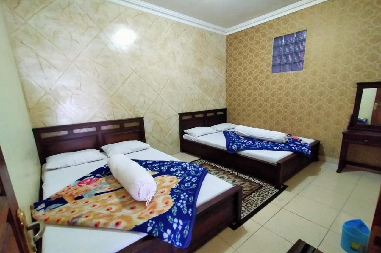 Villa Neza Sarangan Exterior foto